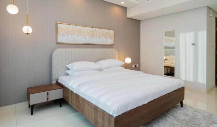 Hanza Tower Platinium 5 Stars *
